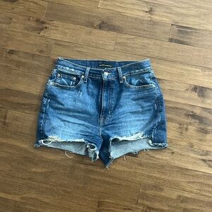 Modern American east side short